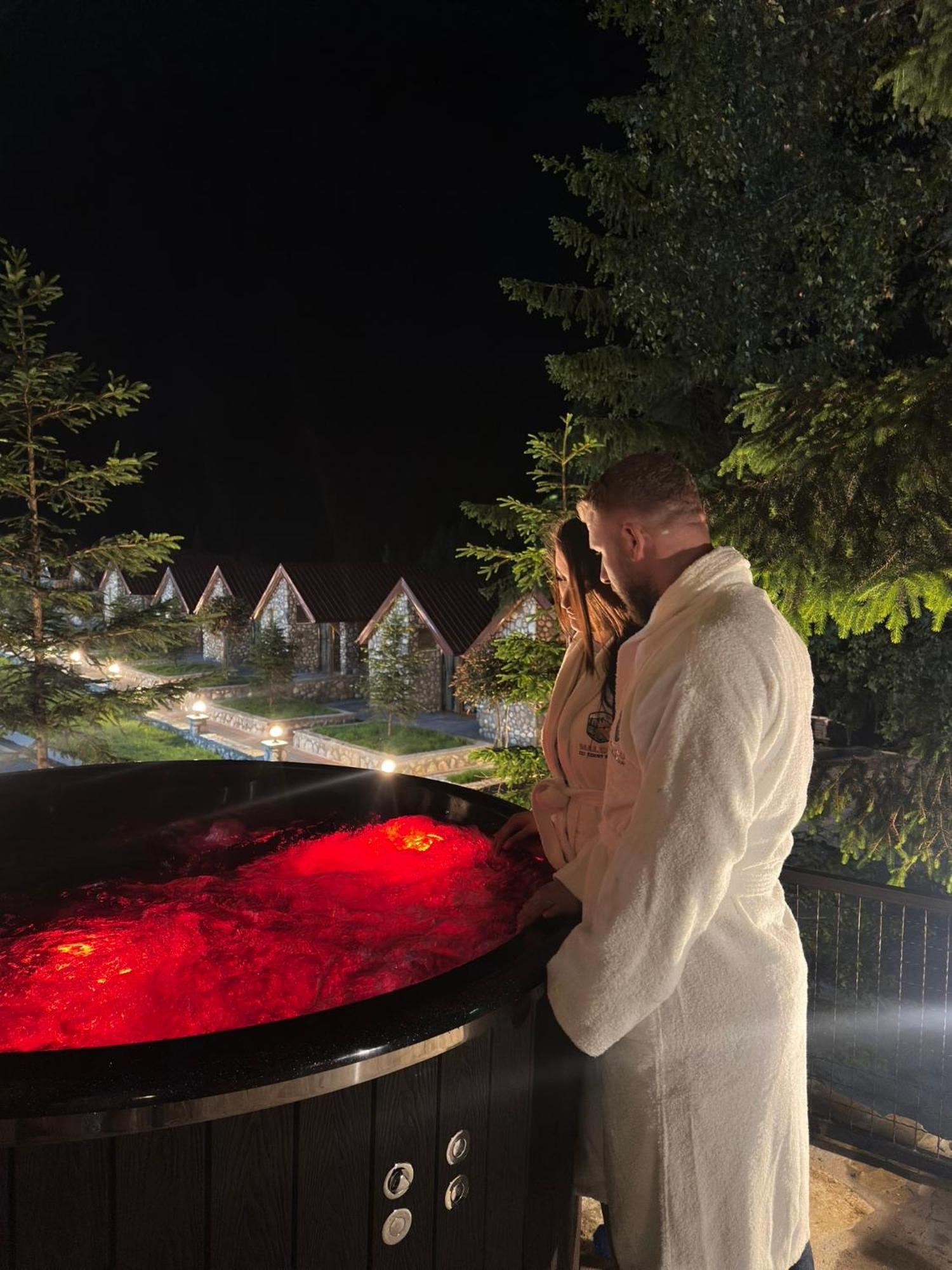 Malesia Eko Resort Печ Екстериор снимка